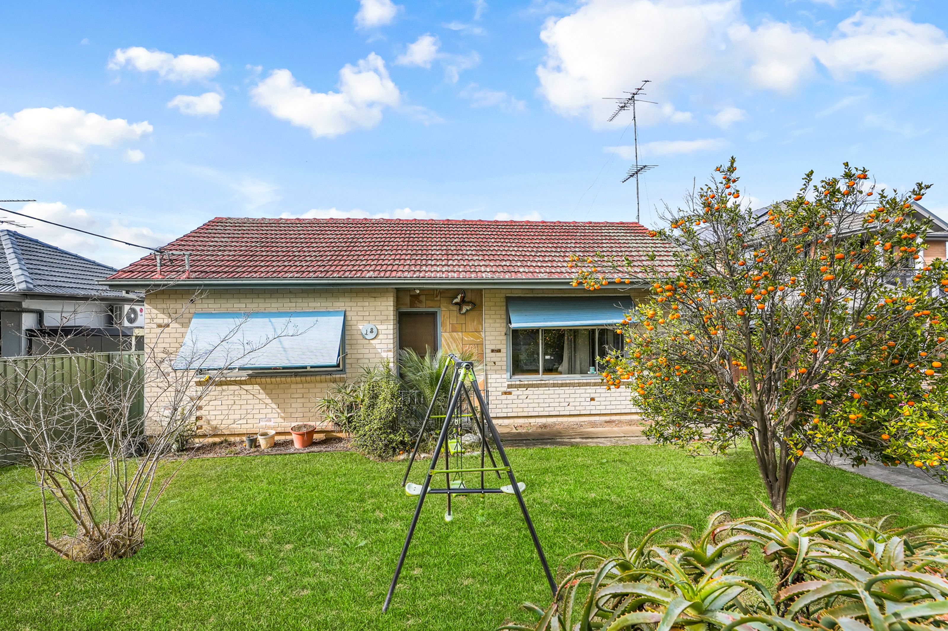 18 Gladys Street, KINGSWOOD