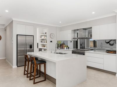 9 Poplar Avenue, Elizabeth Hills