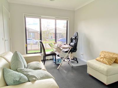 4 Limewood Street, Manor Lakes