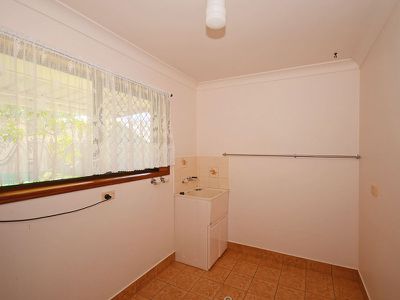 42 BAYRISE DRIVE, Urangan