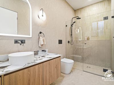 45  Almandin Street (THE GABLES), Box Hill