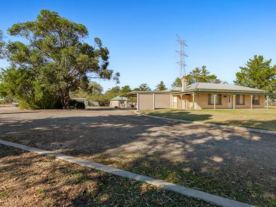 1009 Nicholson Road, Oakford