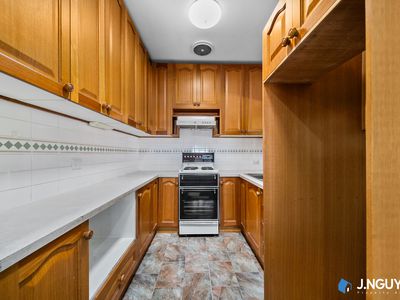 100 The Avenue, Canley Vale