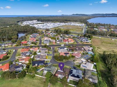 12 Smiths Close, Forster