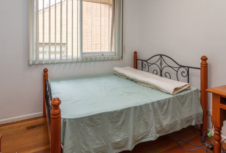 14 Knaith Road, Ringwood East