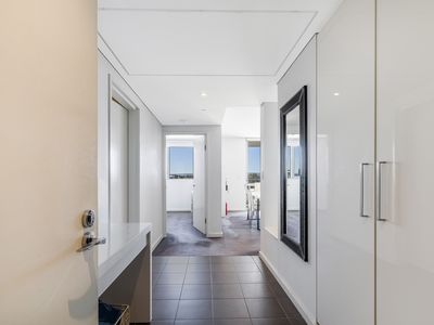 805 / 19 THE CIRCUS, Burswood