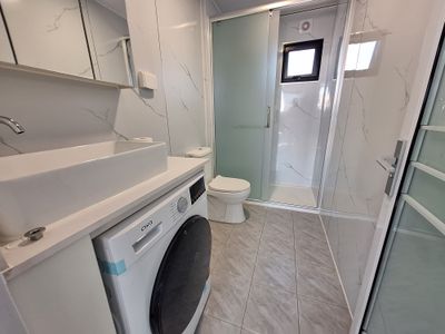 Granny flat@32 Broughton st, Old Guildford