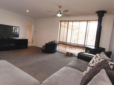 7 Discovery Drive, Forster