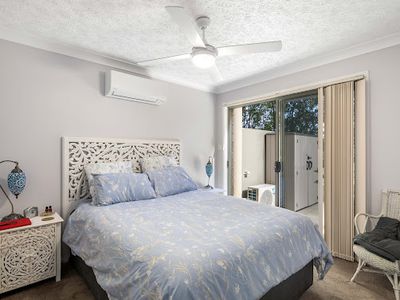 2 / 7 Parry Street, Tweed Heads South