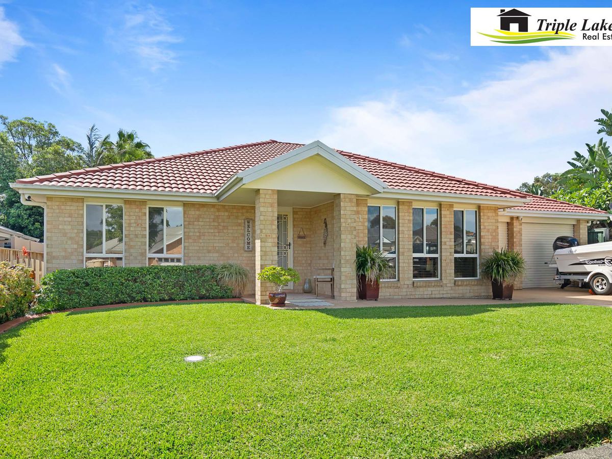 51 Tradewinds Avenue, Summerland Point