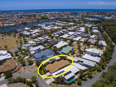 97 Grand Parade, Kawana Island