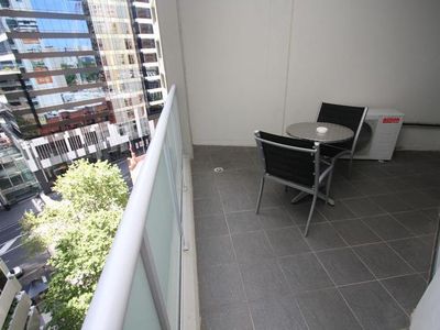 907 / 2-8 Cunningham Street, Haymarket