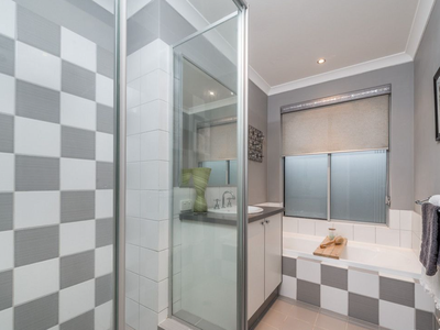 27 Botanic Avenue, Banksia Grove