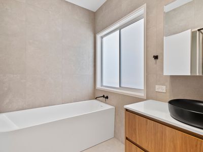 22 Garnet Court, Chambers Flat