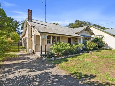 66 Murray Street, Finley