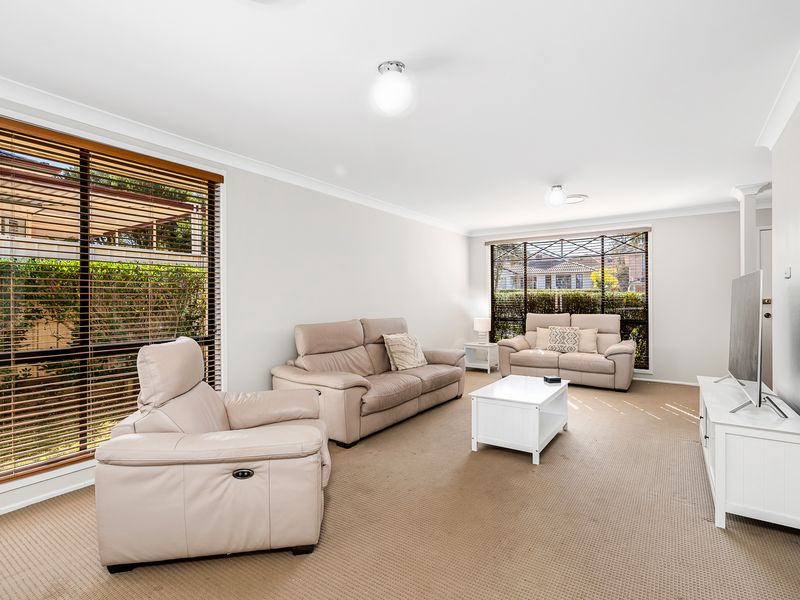 4 Bittern Grove, Glenwood