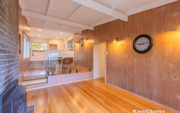 9 Armstrong Road, Beaconsfield Upper