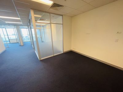 30601 / 9 Lawson Street , Southport