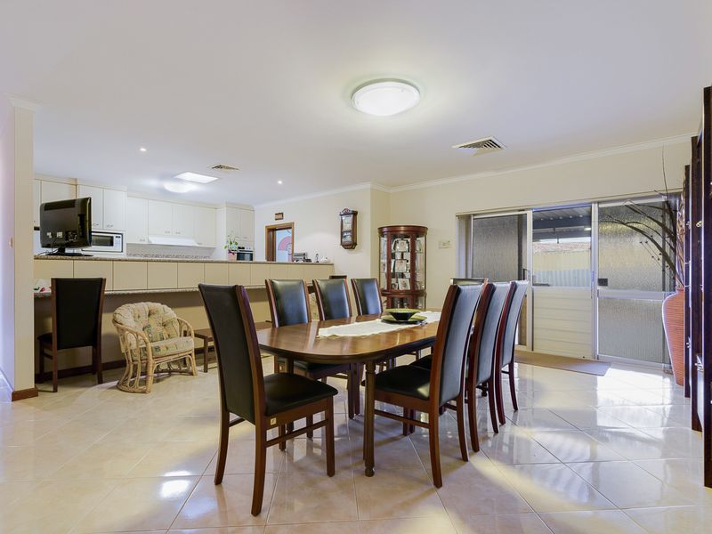 14 Strode Avenue, Hamilton Hill