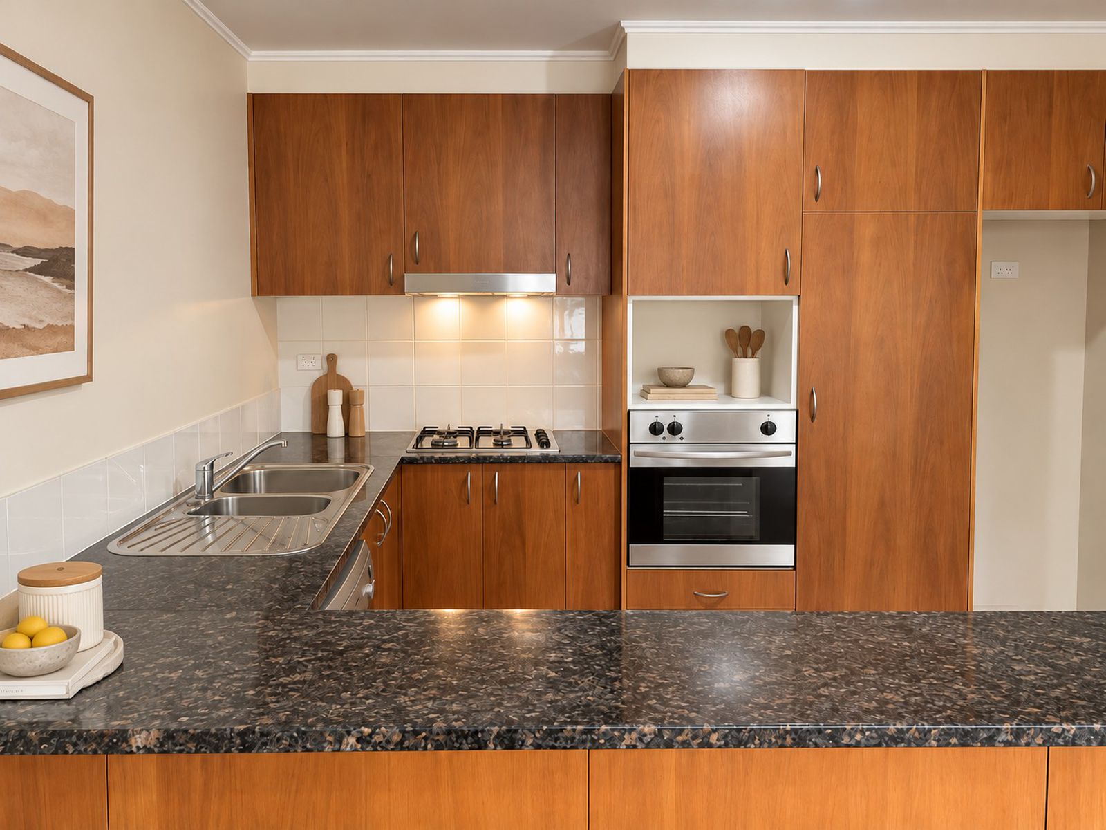 15 / 12 Bank Street, Wollongong