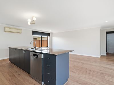 26 Januk Turn, South Guildford