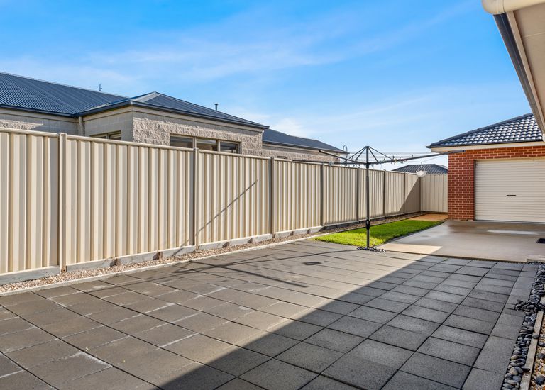 9 Coastal Court, Portland