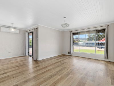 5 St Georges Avenue, Champion Lakes