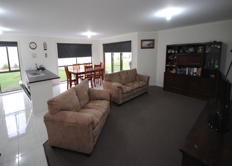 30 Madeira Close, Portland
