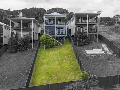 2 / 85 Henry Lawson Drive, Terranora