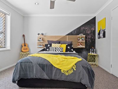 8 Cherry Court, Coomera