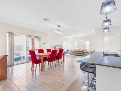 28 Southport Dr, Baldivis