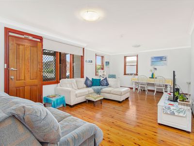 101 Ocean Street, Windang