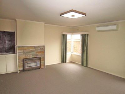 8 Parsonage Grove, Eaglehawk