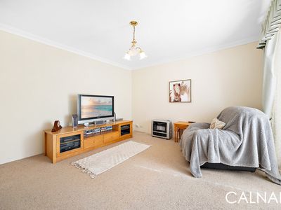 2A  Leeton Close , Halls Head