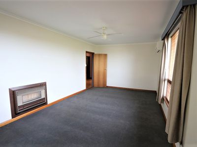 14 Hillcrest Avenue, Mount Gambier