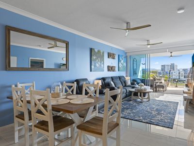 2505 / 25-31 East Quay Drive, Biggera Waters