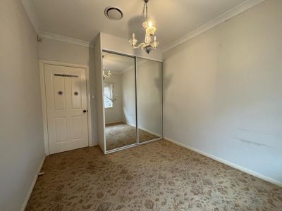 3 / 2 Wilbur Street, Greenacre