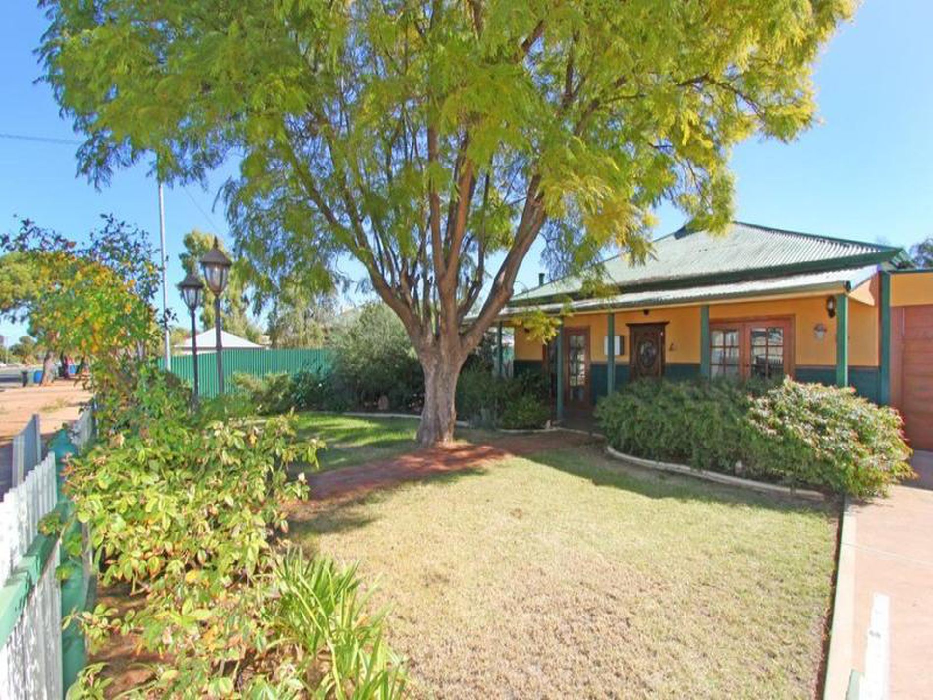 94 Killarney Street, Hannans
