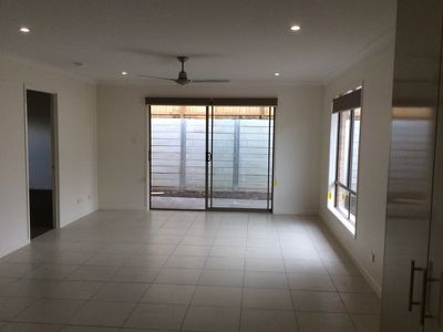 10 / Cerulean Place, Yarrabilba