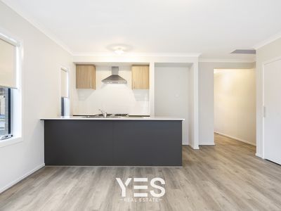 21 Whitestrand Road, Clyde North