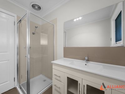 25 Hall Street, Epping