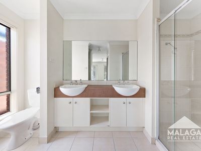 24 Gosford Gardens, Derrimut