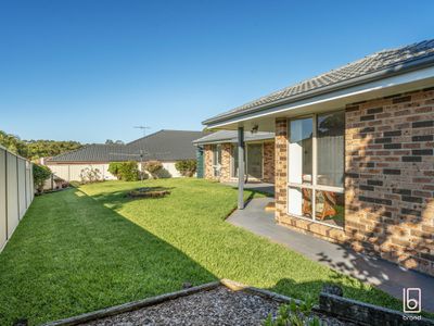 8 North Barrington Road, Woongarrah