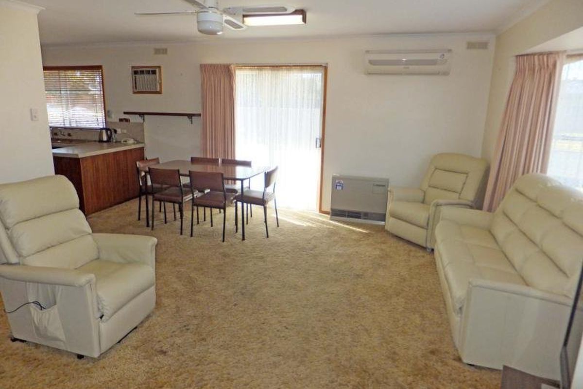 4 / 20 Lake Road, Kyabram