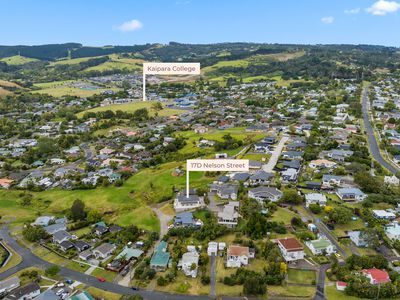 17D Nelson Street, Helensville