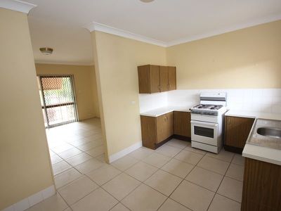 4 / 51 Greenmeadow Road, Mansfield