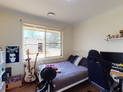 6 Renshaw Drive, Dubbo