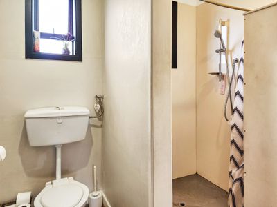 27 Bath Road, Riverton