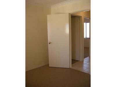 3 / 4 Forster Street, Lathlain