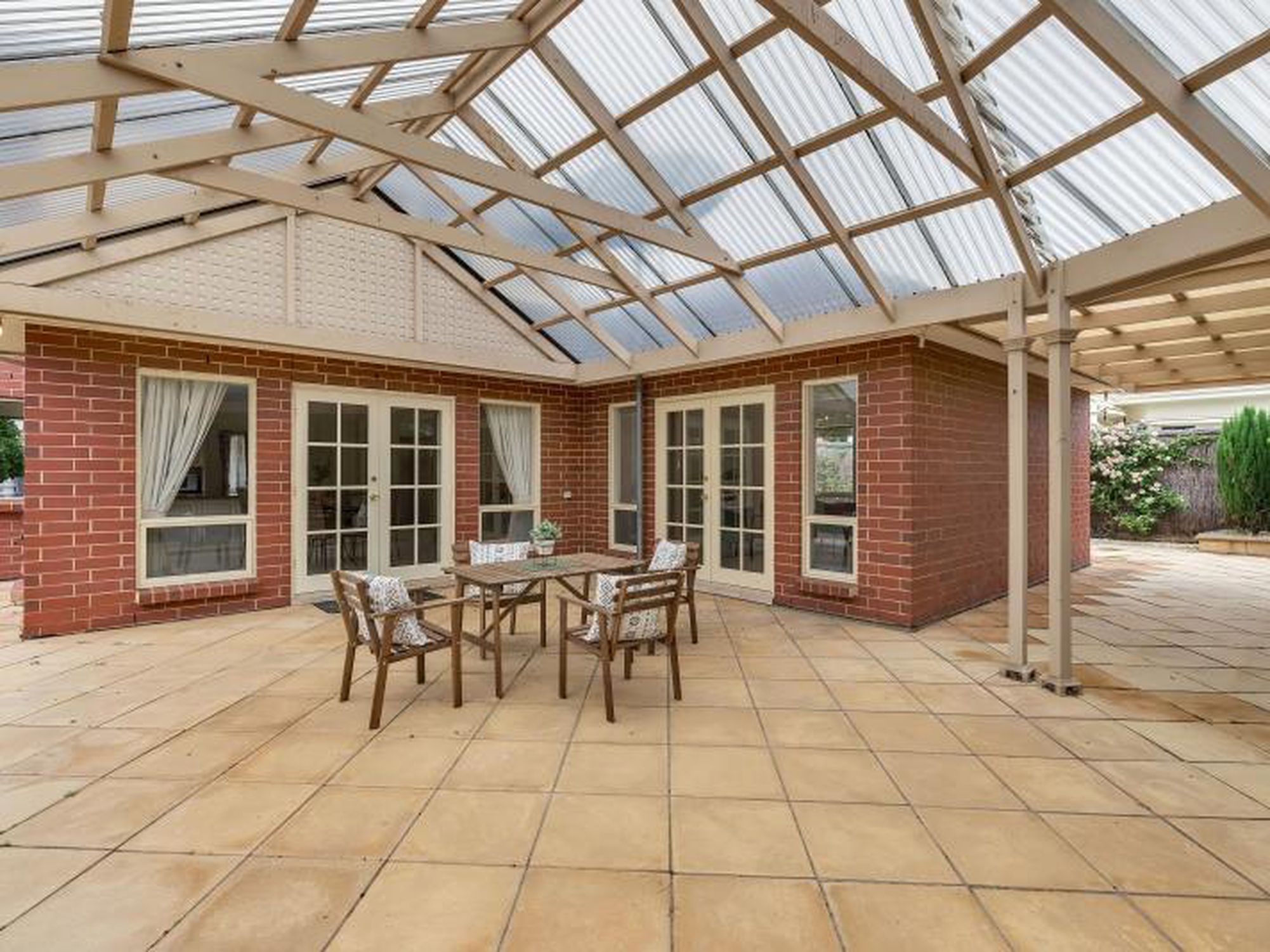 8 Alexander Court, Novar Gardens